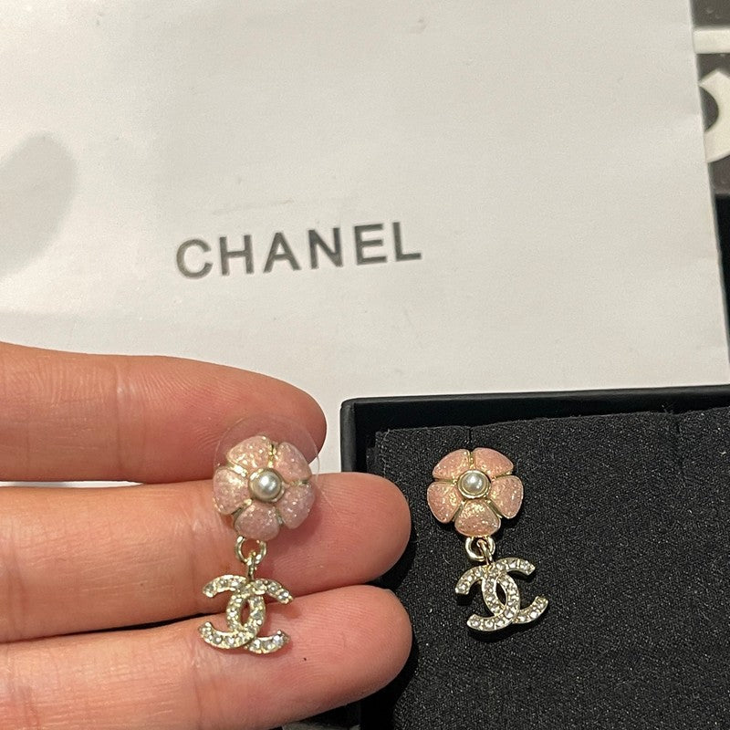 18K  Chanel 26C Pink Camellia Diamond Earrings